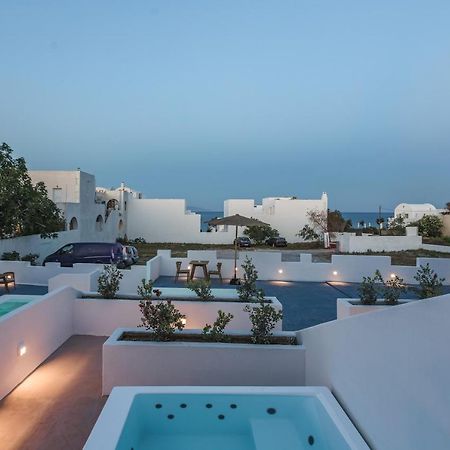 Voca Hotel & Suites Kamári 外观 照片
